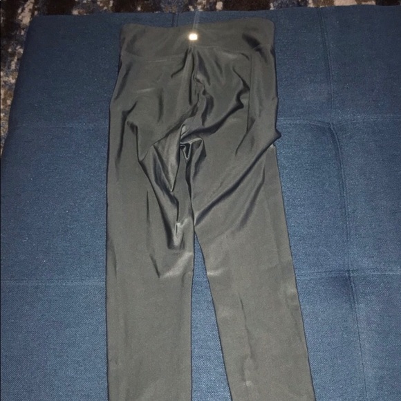Koral 7/8 Leggings! AUTHENTIC Size Medium - Picture 2 of 3